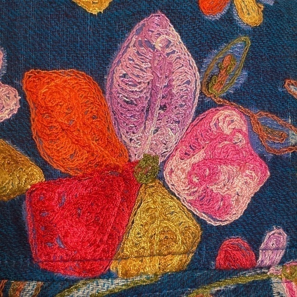 Soft Surroundings | Floral Embroidered Frayed Fringe Vest Cardigan Sweater S/M - Picture 7 of 14